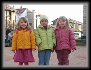 08/03/2007 : Manon, Mariama et Sara