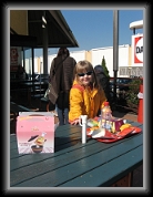 12/03/2007 : Petit plaisir dans un restaurant gastronomique français pour adolescents... Merci Sandrine !