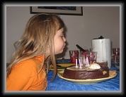 11/11/2007 : Encore des bougies pour mes 5 ans ! Merci mon parrain :-)